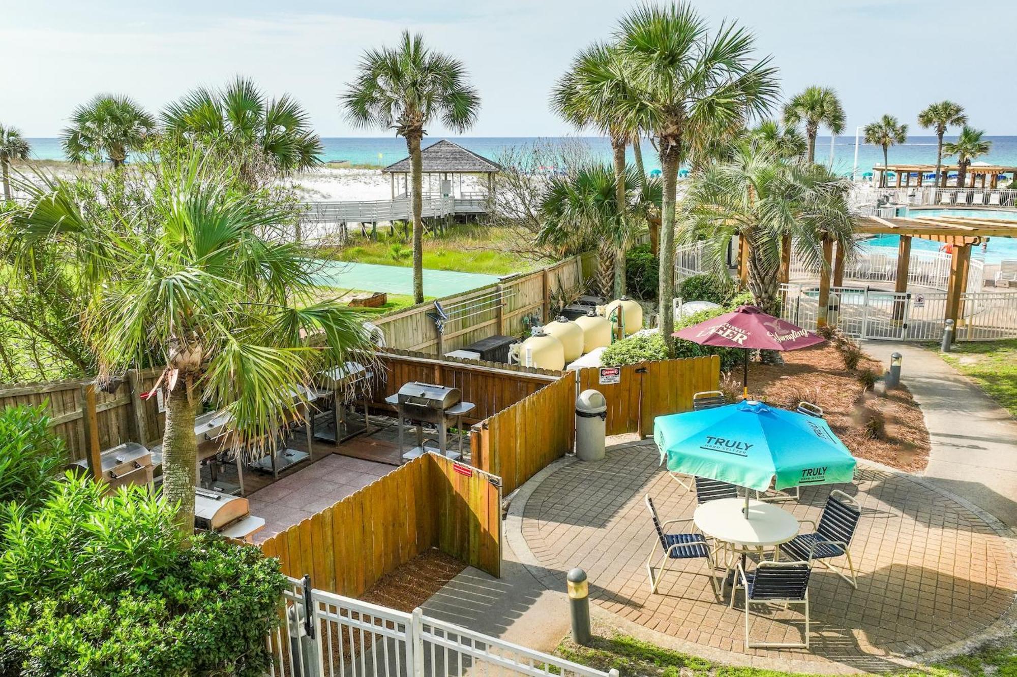 Pelican Beach Resort 데스틴 외부 사진